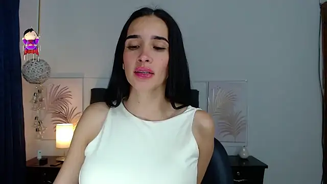 Snapshot of victoria_adams07 chatting on 03/21/25, 05:00 victoria adams07 online show from 03/21/25, 05:00