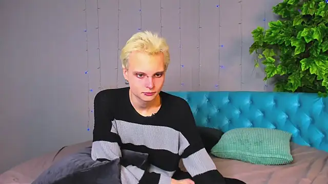 DemianEnglen online show from 02/02/25, 11:42