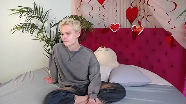 DemianEnglen online show from 02/21/25, 08:49