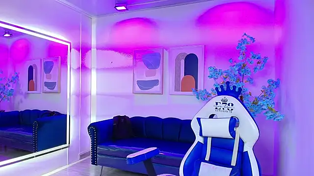 Snapshot of Charlotte_ethan chatting on 10/03/25, 03:25 Charlotte ethan online show from 10/03/25, 03:25