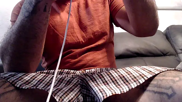 Snapshot of Str8_Soldier chatting on 02/16/25, 08:54 Str8 Soldier online show from 02/16/25, 08:54