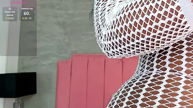 Alaia Colins online show from 02/16/26, 11:12