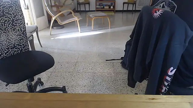 Snapshot of choice669 chatting on 09/17/25, 07:10 choice669 online show from 09/17/25, 07:10