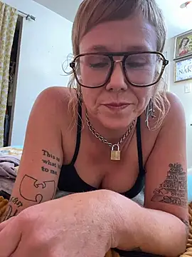 I am babydoll online show from 07/02/26, 12:10