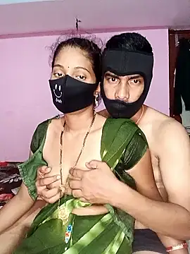 Snapshot of USHA_BHABHI chatting on 06/12/26, 11:14 USHA BHABHI online show from 06/12/26, 11:14