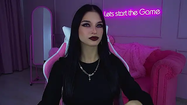 BeverlyMost online show from 11/12/25, 06:08