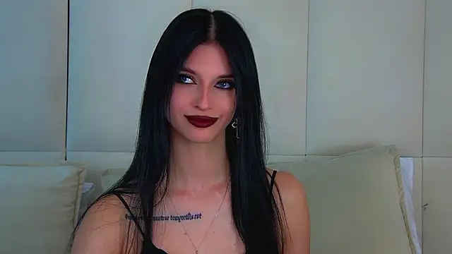 Snapshot of BeverlyMost chatting on 07/07/26, 06:34 BeverlyMost online show from 07/07/26, 06:34