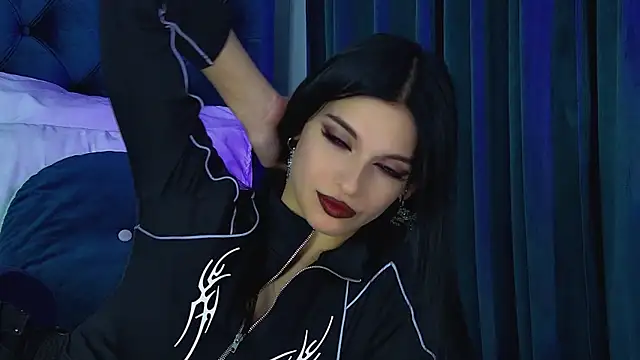 Snapshot of BeverlyMost chatting on 07/17/26, 06:42 BeverlyMost online show from 07/17/26, 06:42