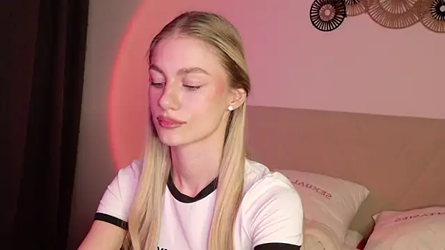 GabriellaOlsen online show from 04/01/26, 05:21