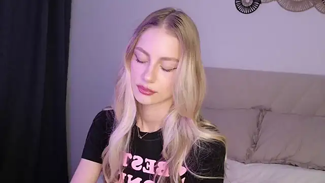 GabriellaOlsen online show from 06/18/26, 01:26