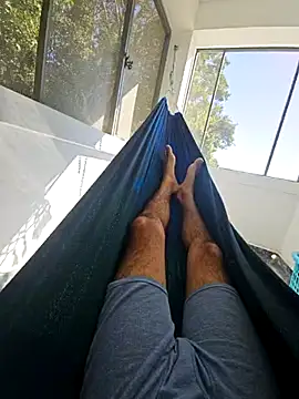 j0nathan00 online show from 01/26/25, 02:19