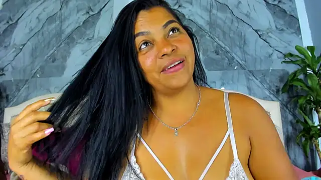 Brunette Scarleth09 online show from 01/25/25, 06:13