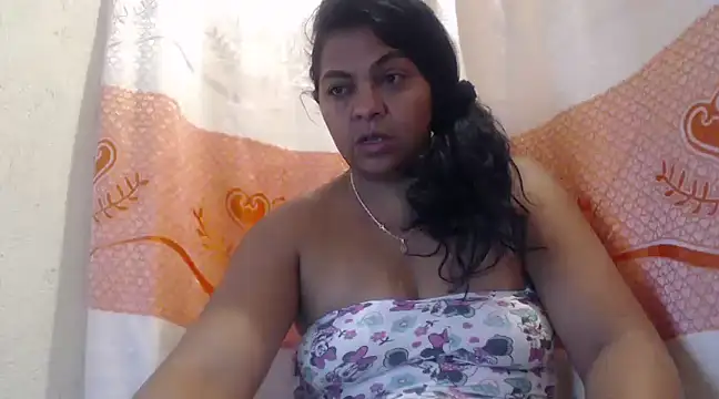 Brunette Scarleth09 online show from 03/04/25, 07:01