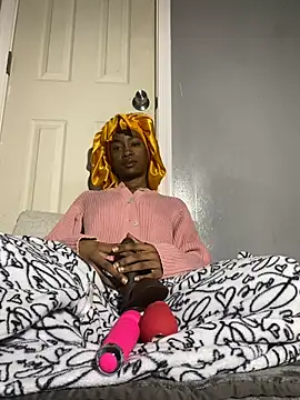 Meerawantsyou online show from 02/17/25, 08:19