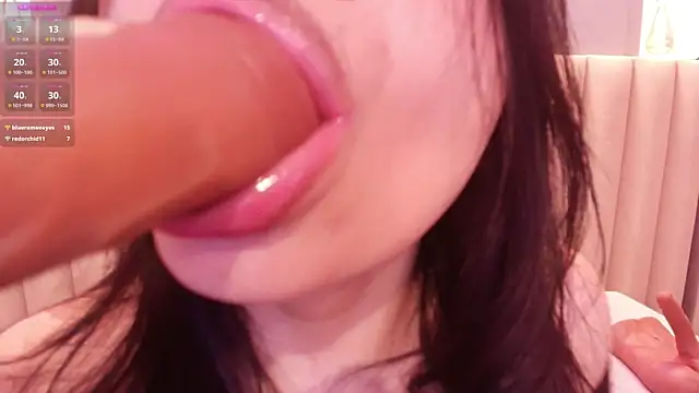 Naomymonroe  online show from 11/23/25, 05:24