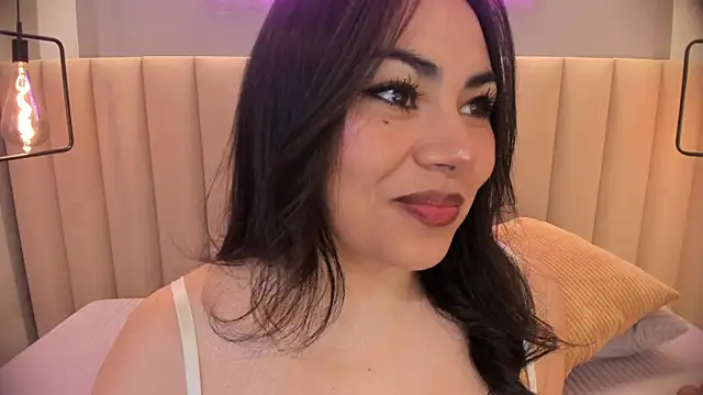 Naomymonroe  online show from 05/22/26, 10:32