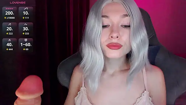 Ohmy Nora  online show from 03/31/26, 10:54