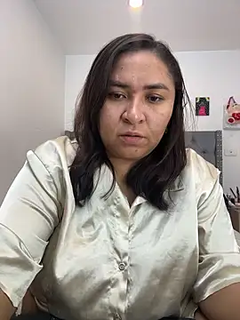 KarlaWild online show from 11/27/25, 10:01