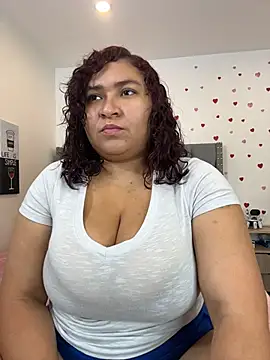 KarlaWild online show from 04/25/26, 05:43