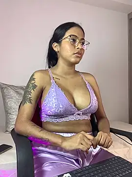 Snapshot of genesissara chatting on 02/23/25, 03:08 genesissara online show from 02/23/25, 03:08