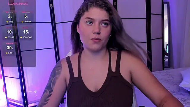 alaia greyy online show from 03/06/26, 09:33