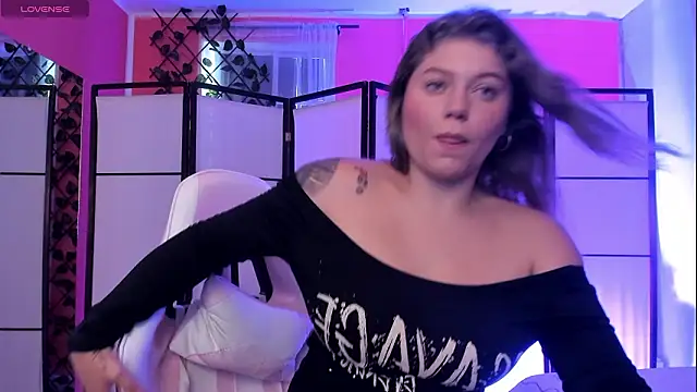 alaia greyy online show from 03/12/26, 01:50