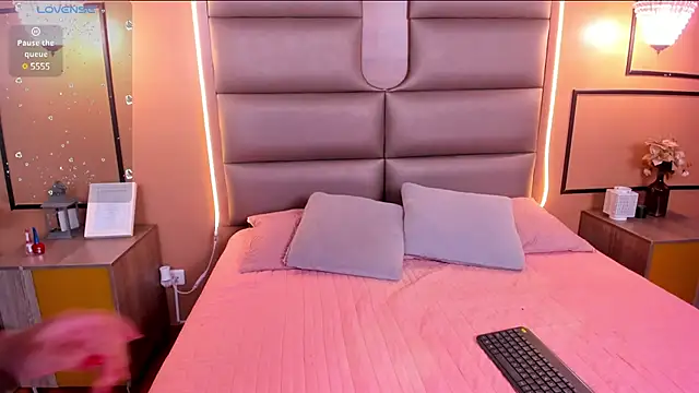 CAYLINCOLLINS online show from 02/26/25, 09:42