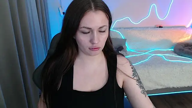 Snapshot of Ollie_James chatting on 09/12/25, 08:20 Ollie James online show from 09/12/25, 08:20