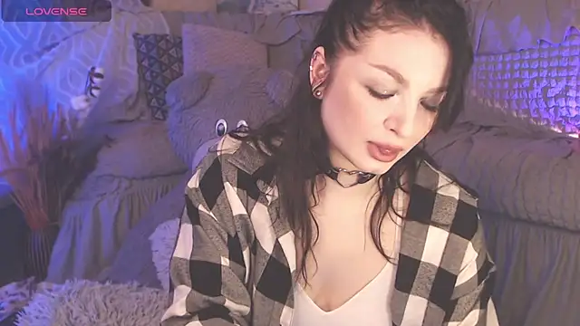 BritneyBarker online show from 01/31/25, 12:50