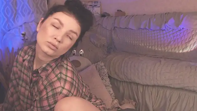 BritneyBarker online show from 03/11/25, 01:37