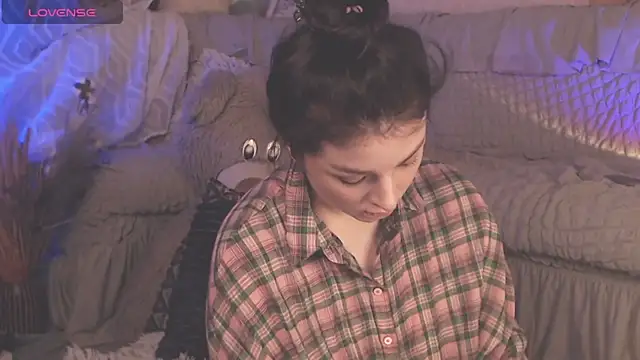 BritneyBarker online show from 03/21/25, 01:02