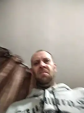 Snapshot of MaxDevilWhite chatting on 01/15/26, 06:00 MaxDevilWhite online show from 01/15/26, 06:00