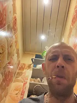 Snapshot of MaxDevilWhite chatting on 02/20/26, 04:53 MaxDevilWhite online show from 02/20/26, 04:53