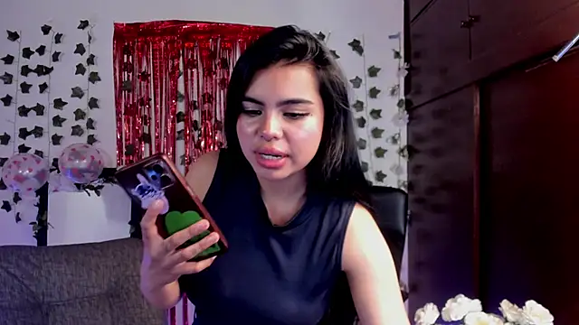 saray  jones online show from 02/14/25, 02:12