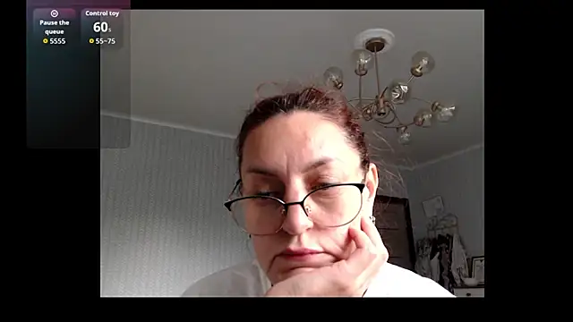 Snapshot of Soffya_Soy chatting on 09/16/25, 02:40 Soffya Soy online show from 09/16/25, 02:40