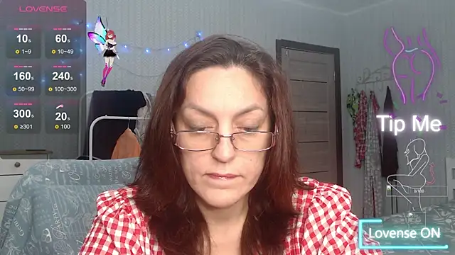 Snapshot of Soffya_Soy chatting on 11/14/25, 05:55 Soffya Soy online show from 11/14/25, 05:55