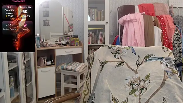 Soffya Soy online show from 02/15/26, 05:20