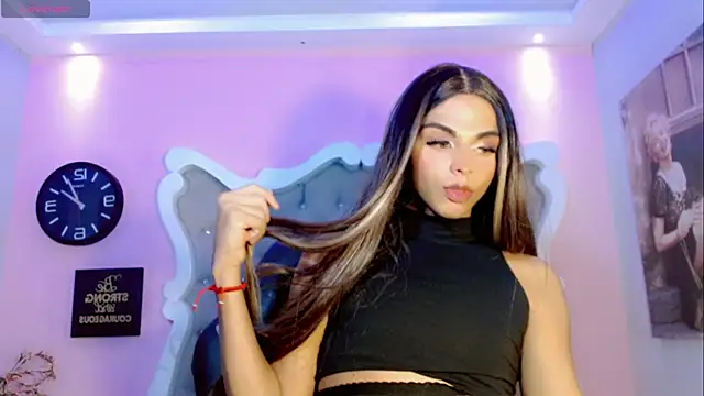 CamiiGarcia online show from 02/16/25, 09:27