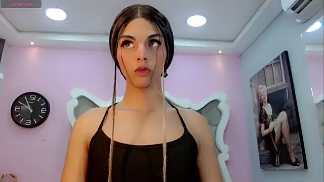 CamiiGarcia online show from 02/22/25, 11:24