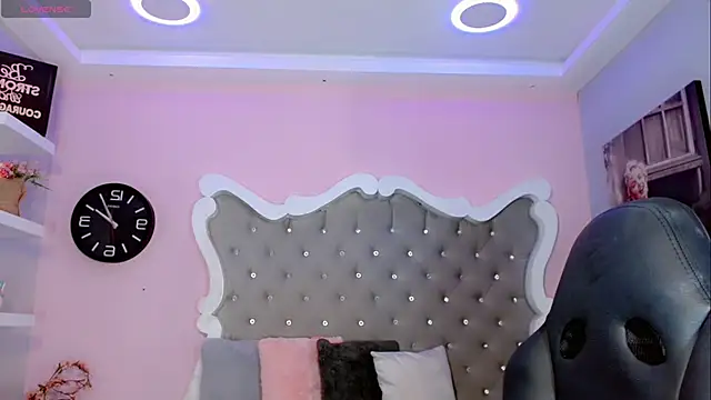 CamiiGarcia online show from 02/25/25, 11:41