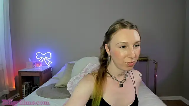 StarDuvall online show from 03/25/26, 08:37