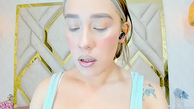 Lannajansen online show from 01/31/25, 02:39