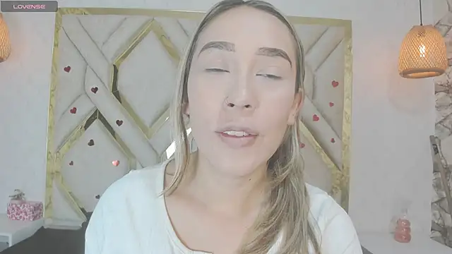 Lannajansen online show from 03/18/25, 02:26