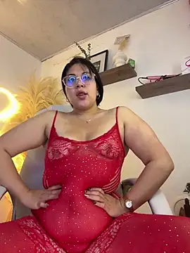 Snapshot of Sofi_BBW chatting on 06/22/26, 12:57 Sofi BBW online show from 06/22/26, 12:57