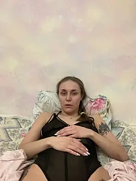 Snapshot of White_Lu chatting on 02/24/25, 09:20 White Lu online show from 02/24/25, 09:20