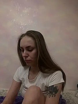 Snapshot of White_Lu chatting on 02/25/25, 09:13 White Lu online show from 02/25/25, 09:13