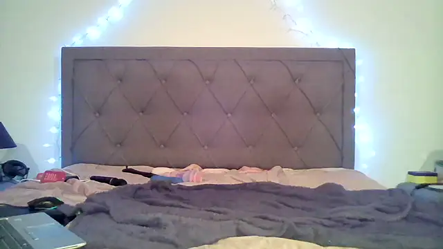 bunnyfox420 online show from 01/24/25, 03:54