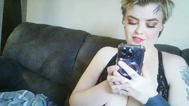 bisexmillenials online show from 12/22/25, 06:38