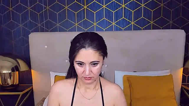 Snapshot of ValeryBlakes chatting on 02/27/25, 08:53 ValeryBlakes online show from 02/27/25, 08:53