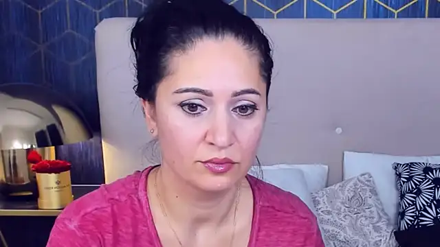 Snapshot of ValeryBlakes chatting on 10/24/25, 07:21 ValeryBlakes online show from 10/24/25, 07:21